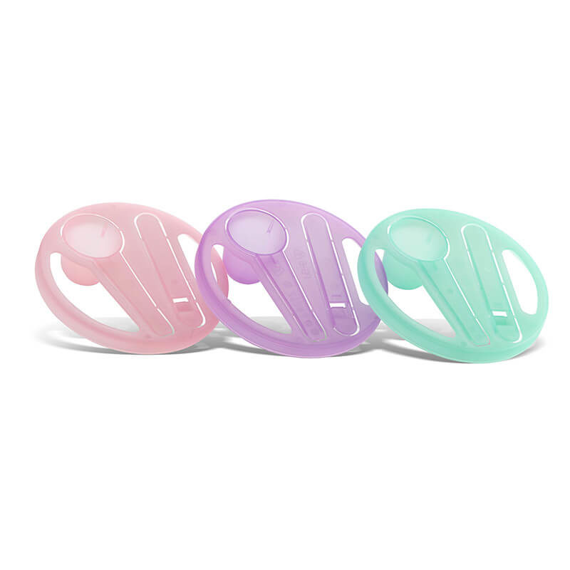 plastic bubbles scoops spoons and measuring cups 1